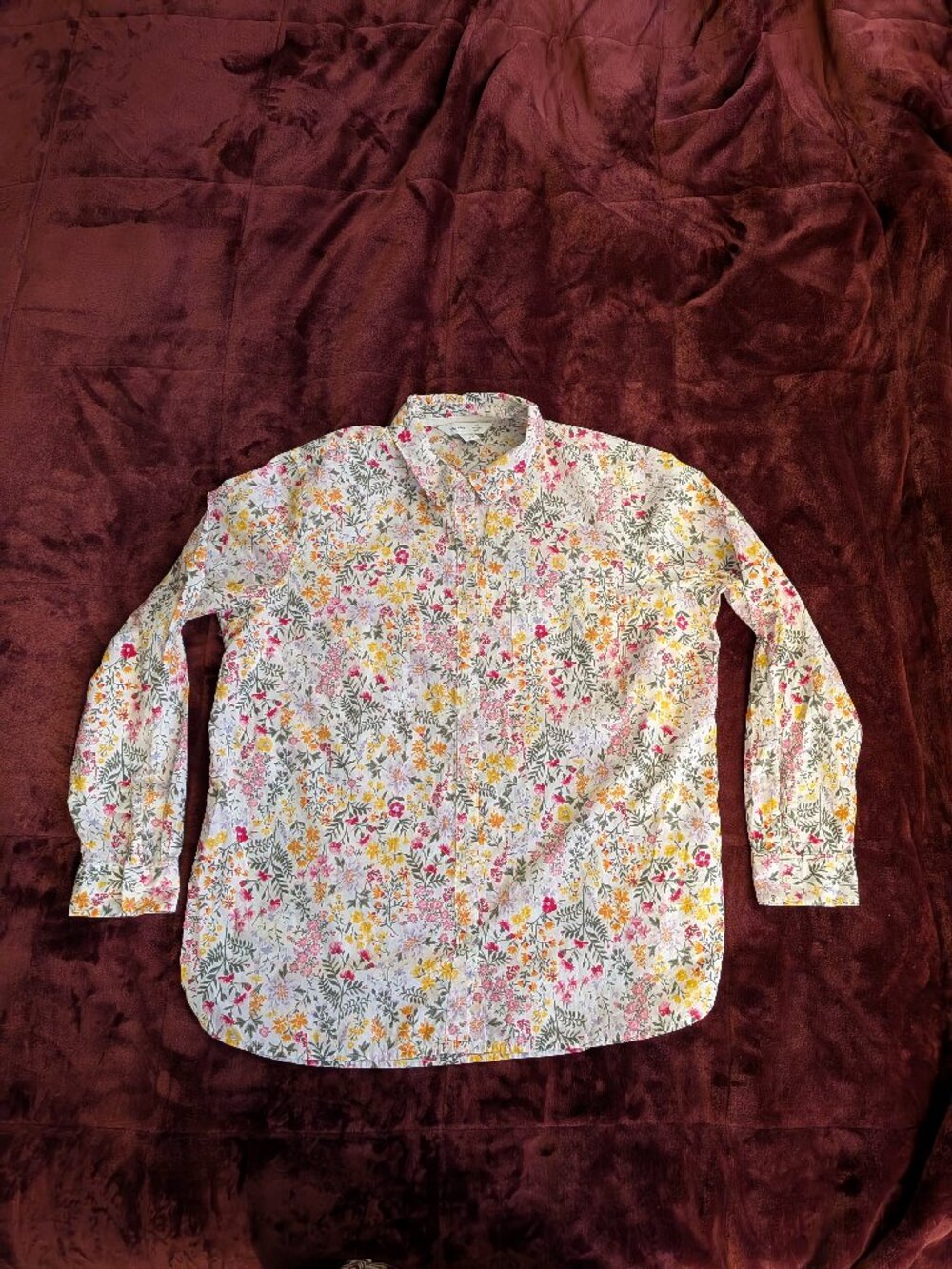 ✨ OLD NAVY DITSY FLORAL BUTTON-UP SHIRT ✨